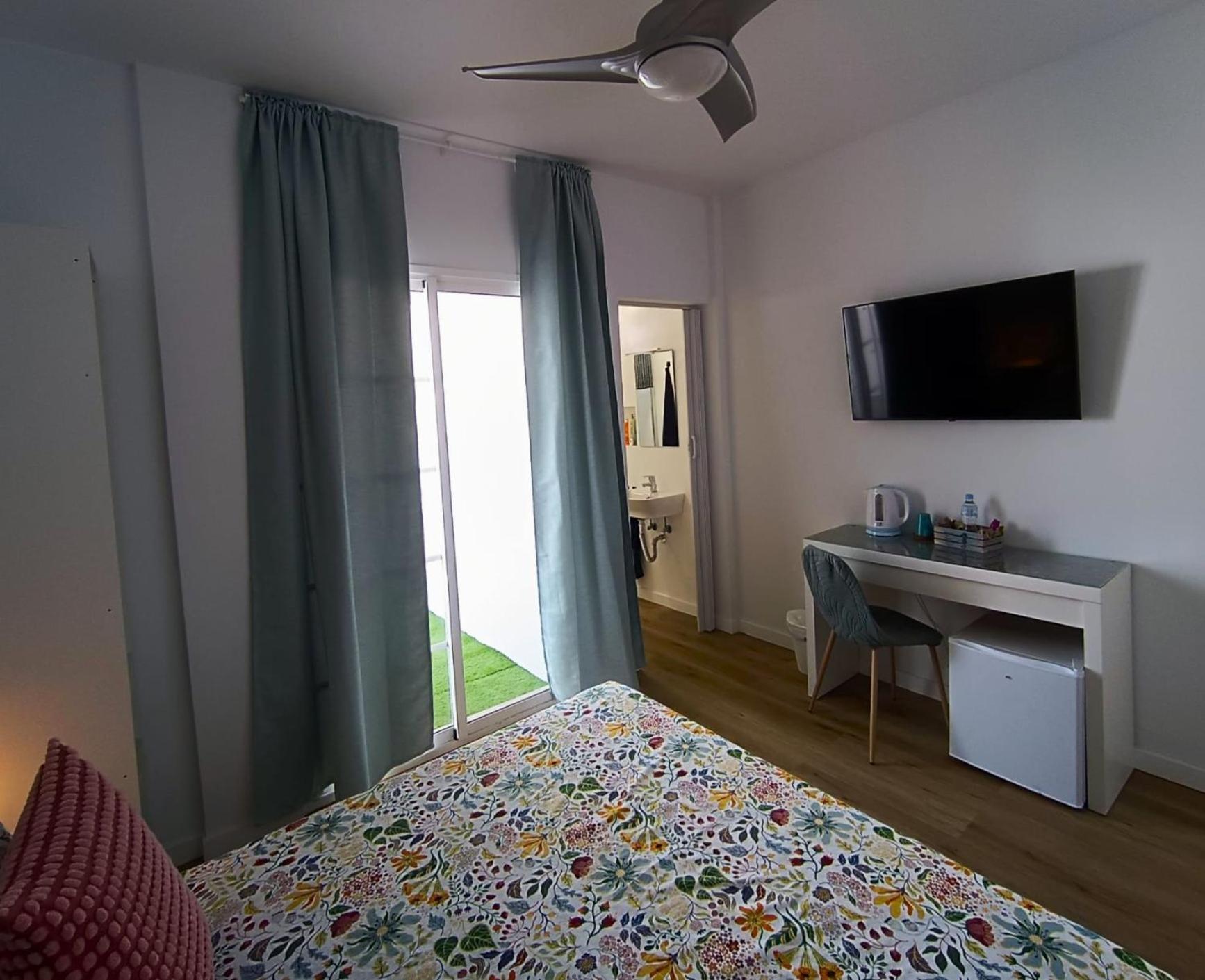 Paradise Room Near The Beach Playa Honda  Exterior foto